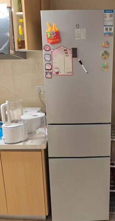 米家冰箱215L三门